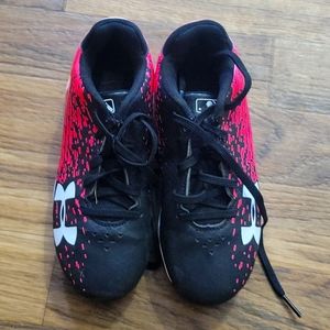 Girls Under Armour cleats